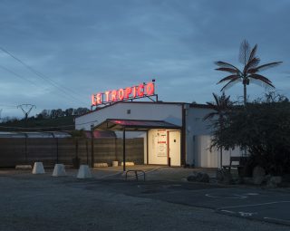 Impressions relief Impressions relief